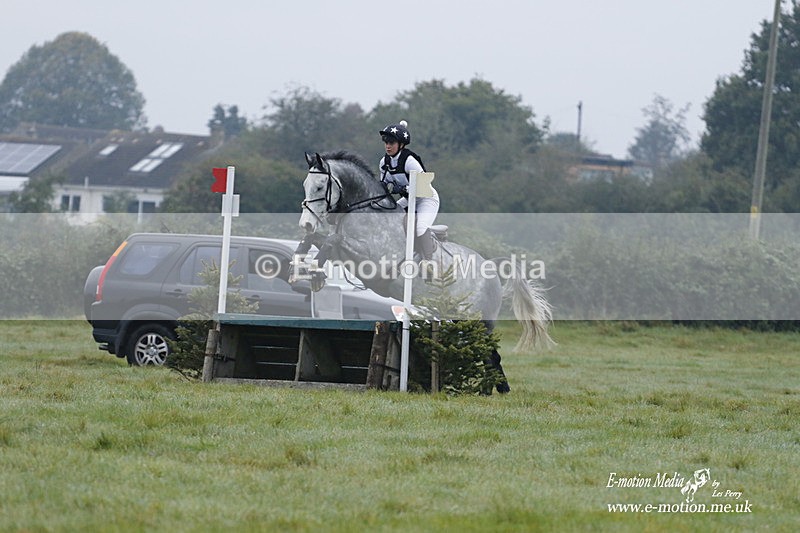WWHT 171021 0286 - Novice Restricted (0.80m)  17/10/21