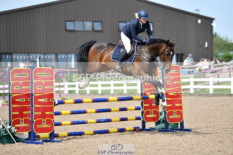 240511A-154615-14196 - Cls 25 British Novice and 90cm Open