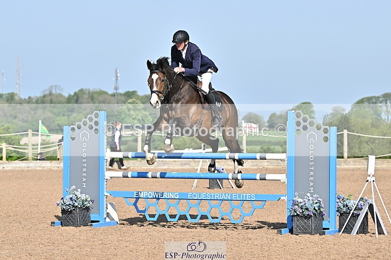 240509A-090900-00454 - Cls 8 Foxhunter