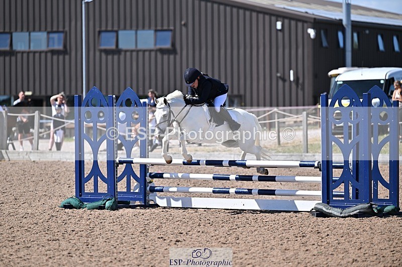 250627-161106-00641 - Cls 6 Stepping Stones 128cm and 138cm