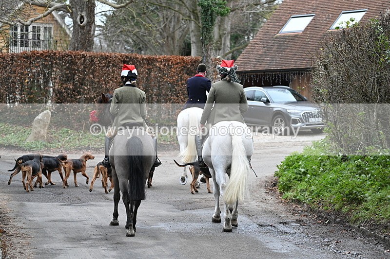 WJ7_1073 - Pub Corner