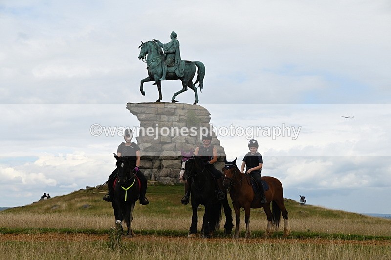 DSC_7542 - Time at Statue 13:16 to 13:52