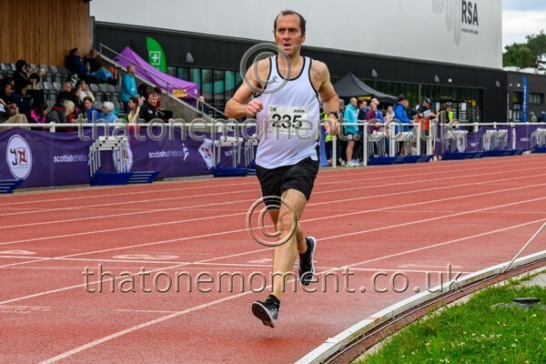 ComMast25-911263 - Track Male Set Two