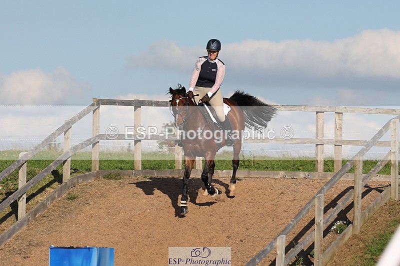 230915A-163405-03214 - Cls 6 Snr 1.05m Derby