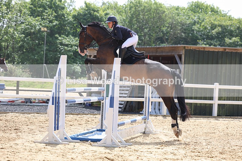 3E7A1056 - Class 13: Senior Newcomers/1.10m open