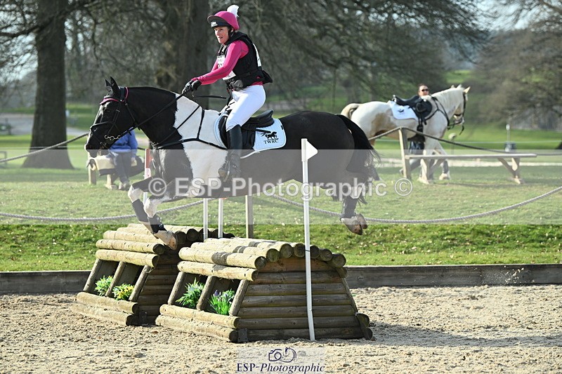 250309A-151152-01880 - Cls 03 90cm 15.05 to End