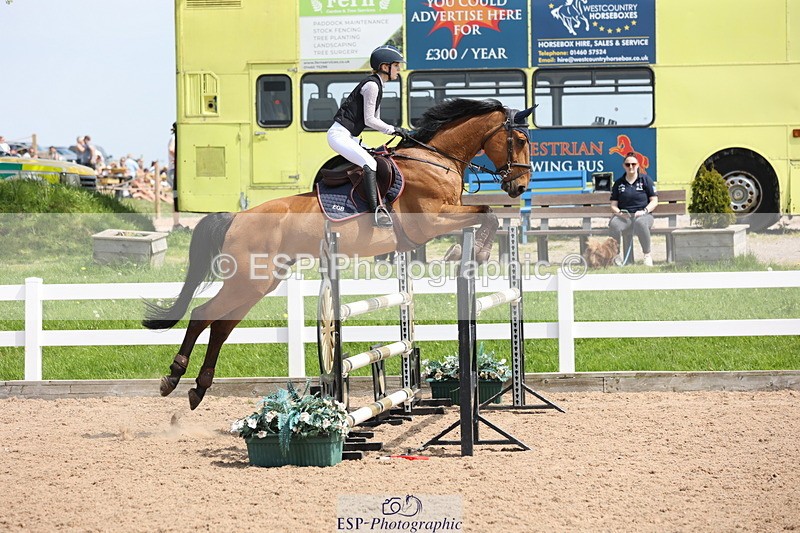 240510A-141054-07489 - Cls 17 1.05m National Am Quali