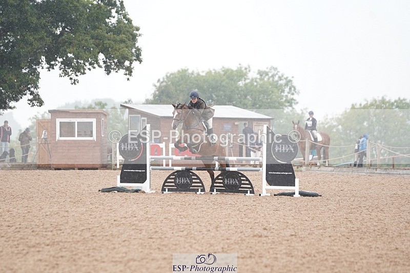 240901A-135256-09843 - 553-Molly.Pullin-OAKWELLYNS.DECANTER.OF.SKYE