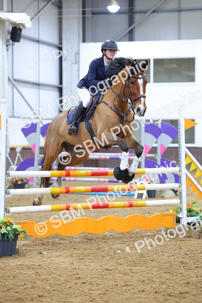 1I0A4780 - Class 9 - Senior Newcomers/ 1.10m Open