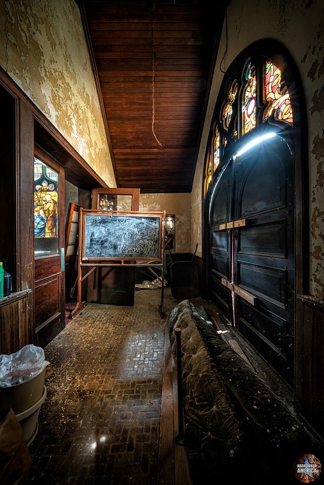Third Presbyterian Church, Chester PA | Vestibule - Third Presbyterian Church