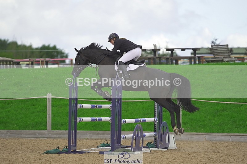 230806A-093156-00777 - Cls 12 Snr 1.05m