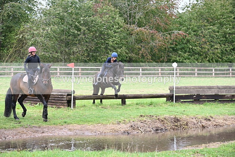 WJ6_3040 - Time at Photographer 11:01 to 11:20