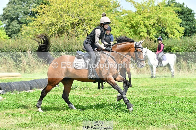 230817-140350-01136 - Theo's 1st Group - XC