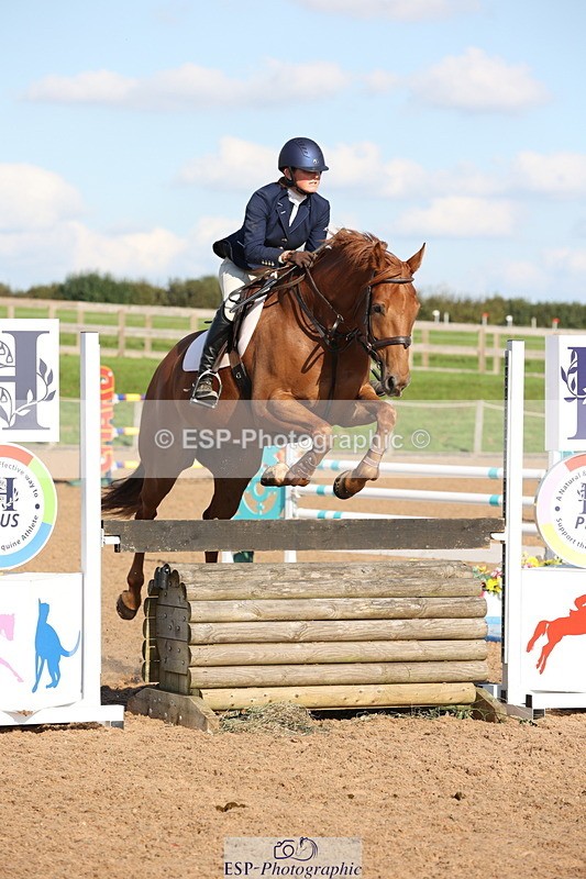 230915A-161124-03068 - Cls 6 Snr 1.05m Derby