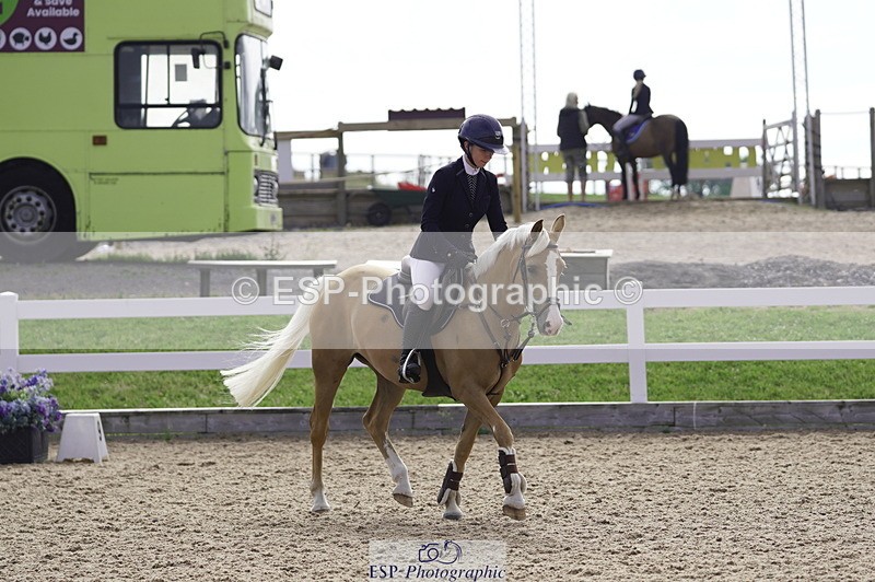 230624A-090238-00655 - Cls 20 Pony Intro 70cm