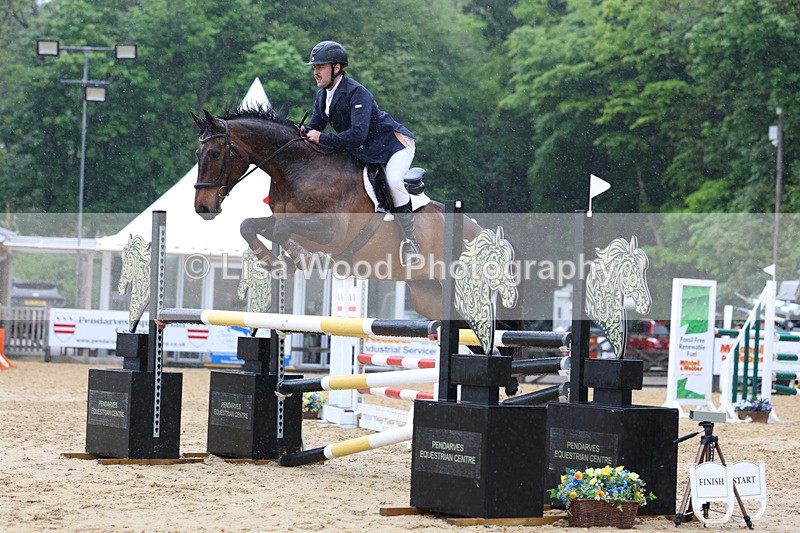 3E7A7179 - Class 7: Senior Newcomers/1.10m open