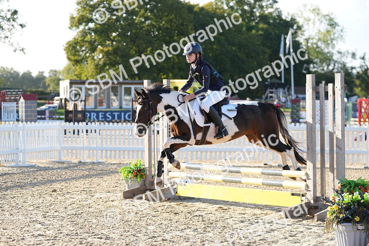 SBM_14043 - J57 - Clear Round 60cm