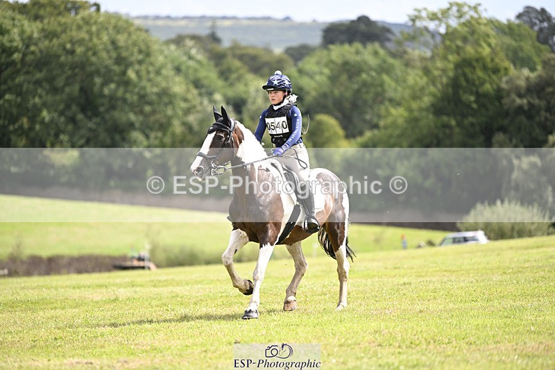 240825X-115608-32647 - 70cm XC 11.00 to 12.00