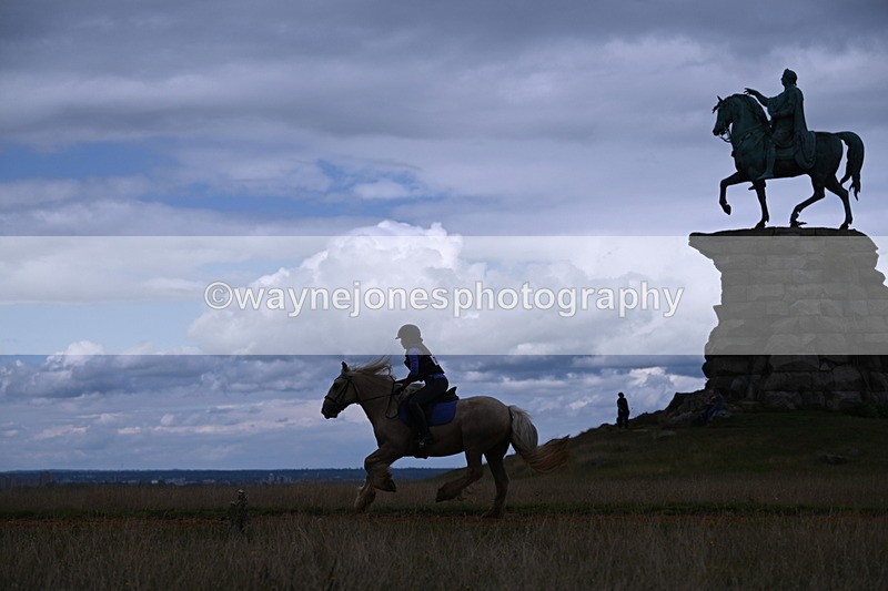 DSC_9520 - Time at Statue 15:11 to 15:58