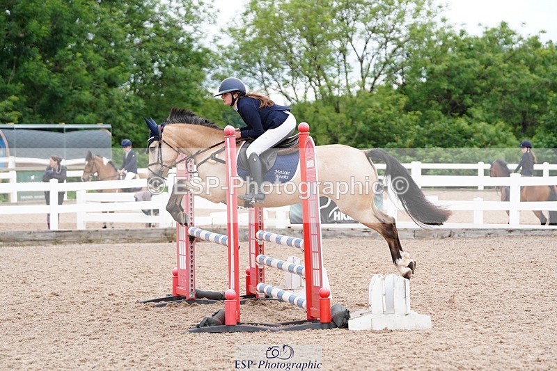 250607-114512-00742 - Cls 27+28 Club and Schools 80cm