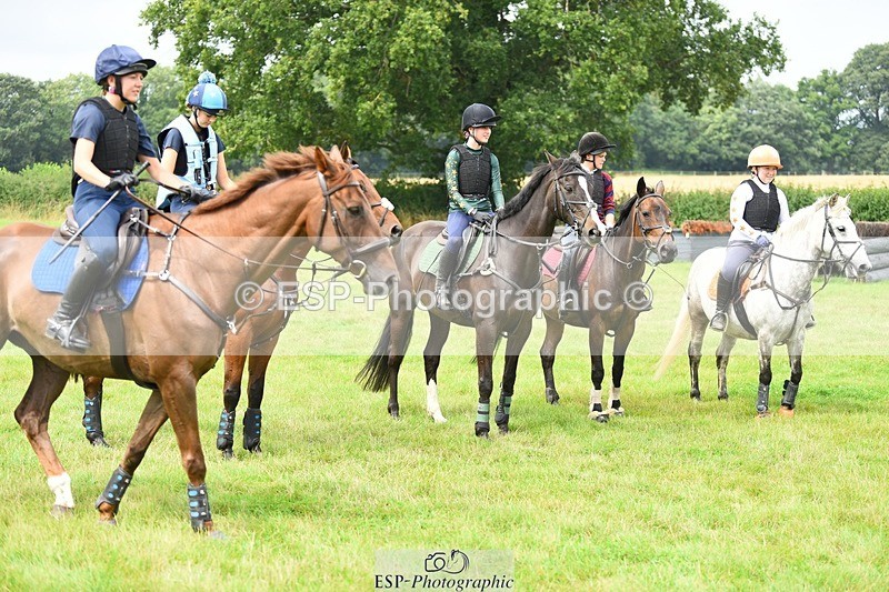 230817-125412-01959 - Kay's 1st Group - XC