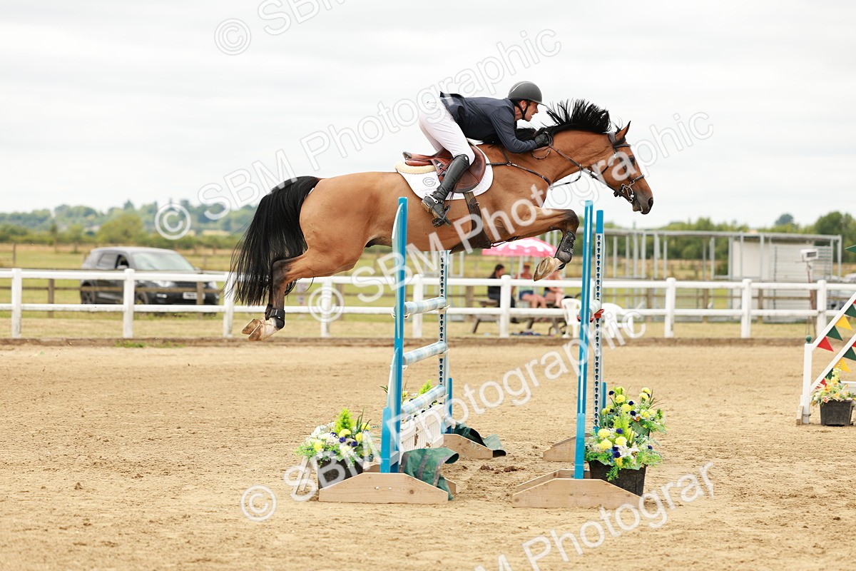 SBM_017663 - Class 21 - Senior Newcomers Championship 2d Rd
