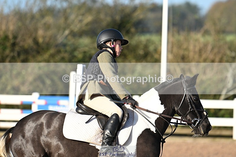 241026A-101612-00097 - SAT Cls 3 Pony Intro 70cm