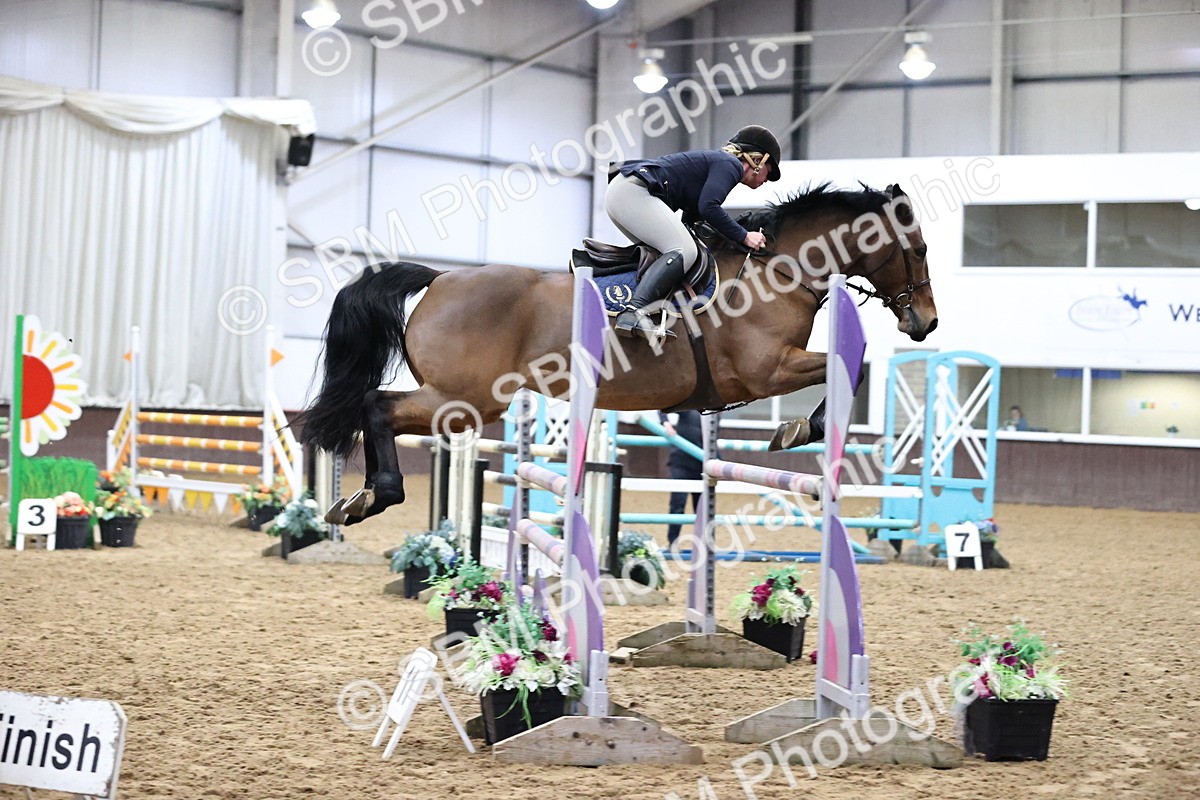 SBM_001456 - Class 4 - Senior Newcomers - 1.10m Open