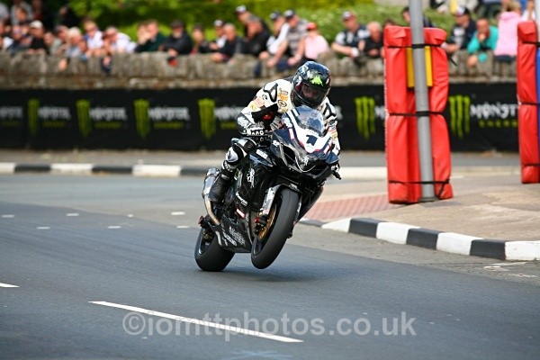  - Senior Race - TT 2010