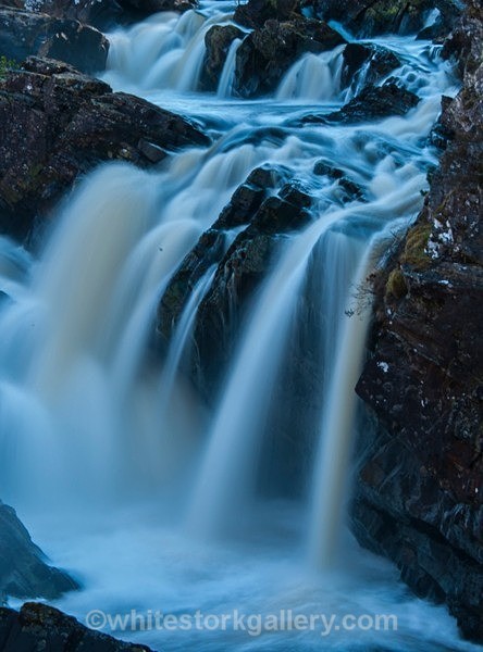  - NEW - Cascades