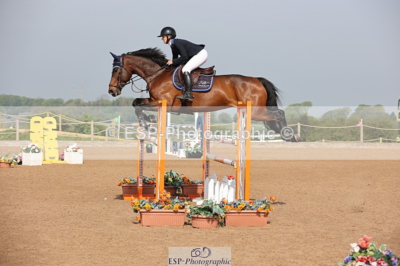 240511A-093930-11176 - Cls 32 Foxhunter