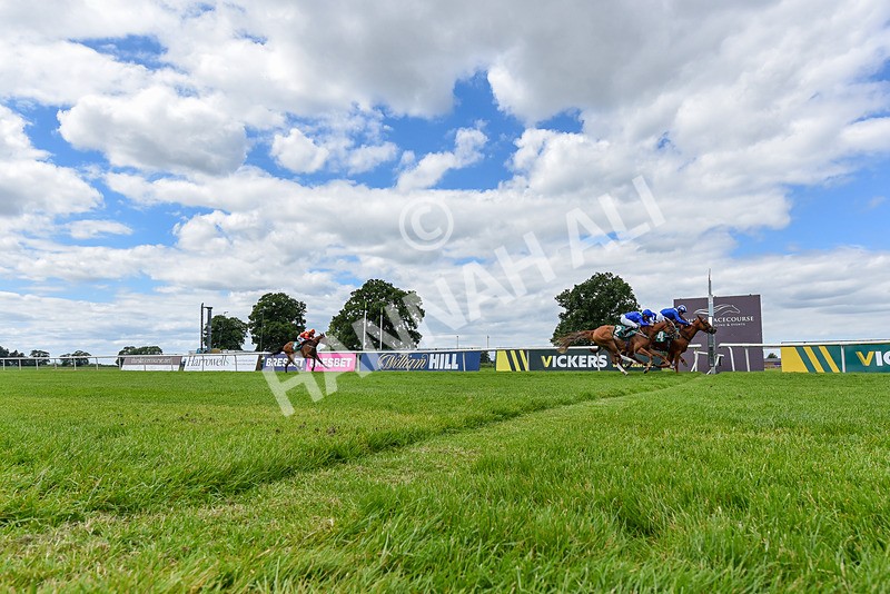 240624-Race 2-Fayqa-8794 - Race 2