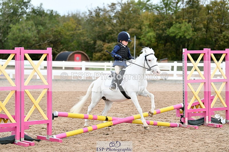 241013B-094706-00265 - Cls 1 Clear Round