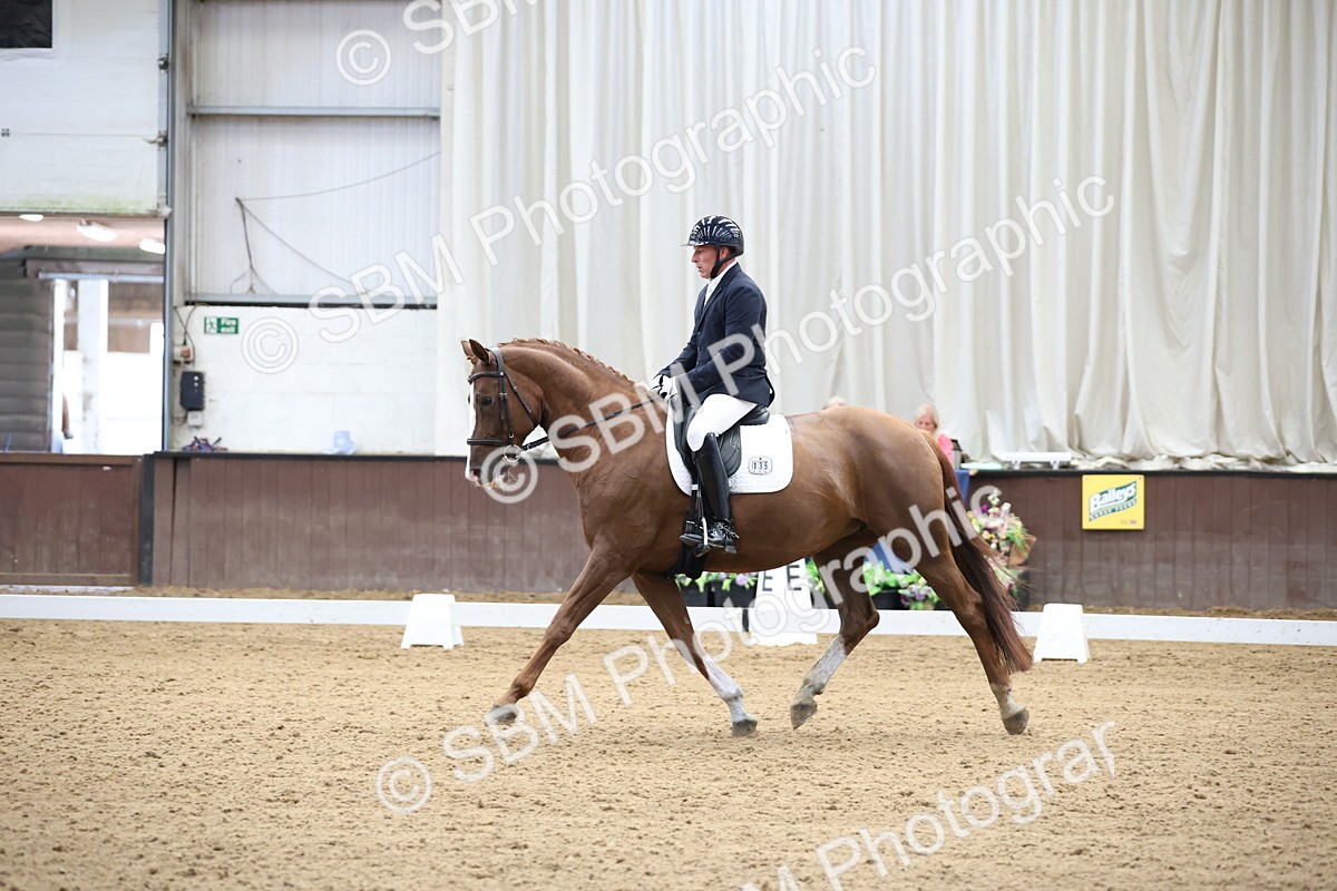 SBM_002250 - Class 5 - Novice 6 Gold - 9.00-10.10