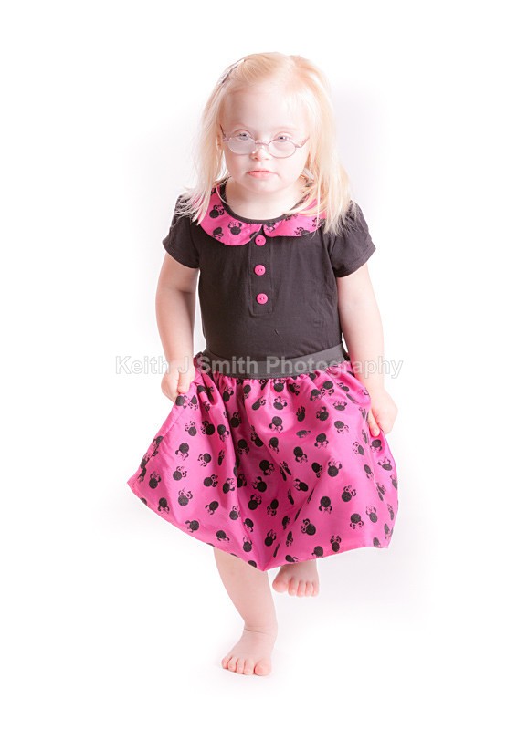 1SKJ5665 - Tina with Macy