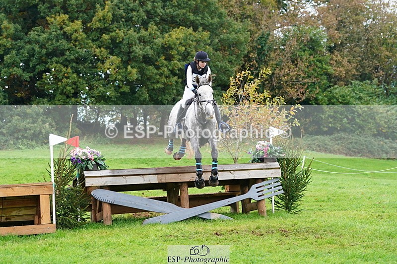 251025A-110314-17239 - E-382-Yasmin.Meredith