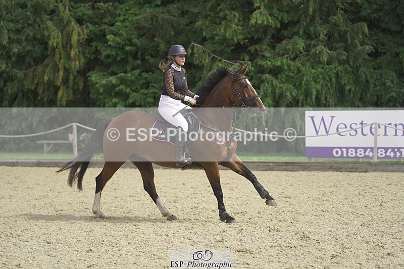 230909-125704-05863 - Cls 17 Snr 1.05m Open