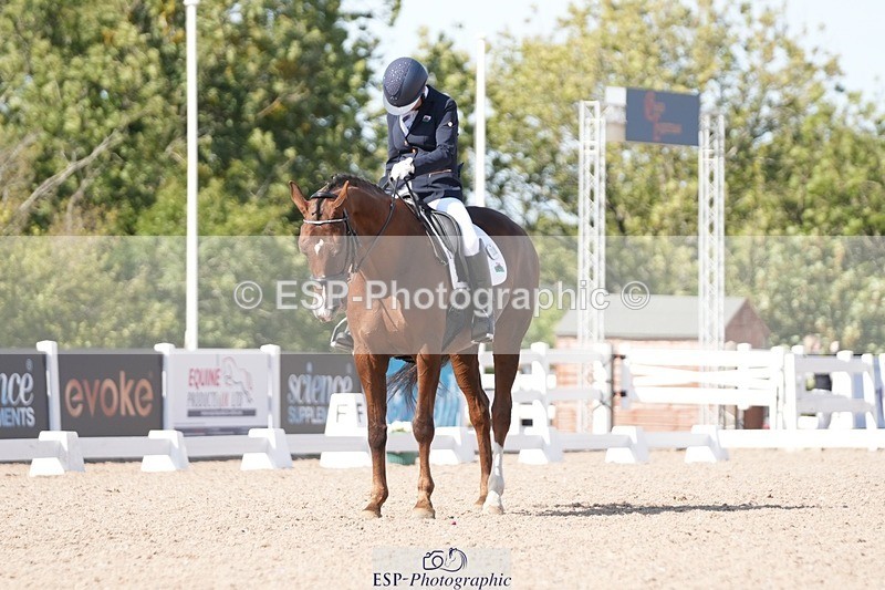 250906-150723-04657 - 108-Susan.JonesWoodlander.Summer.Breeze