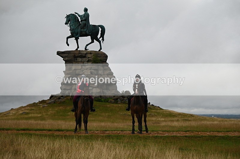 DSC_3888 - Time at Statue 14:56 to 15:05