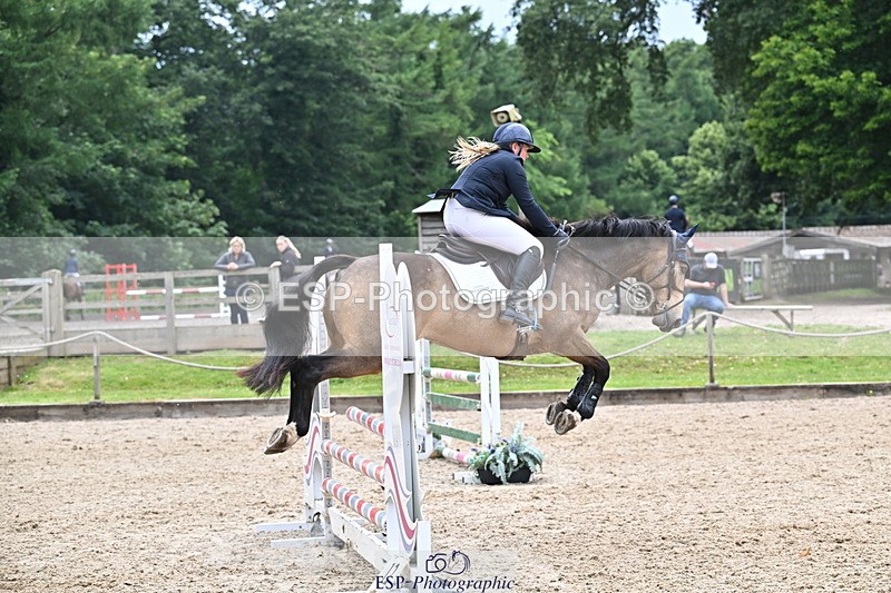 250613A-140128-01811 - Cls 12 95cm Amateur Quali