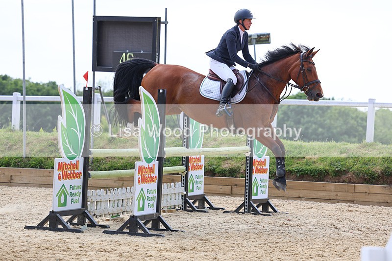 3E7A1085 - Class 13: Senior Newcomers/1.10m open