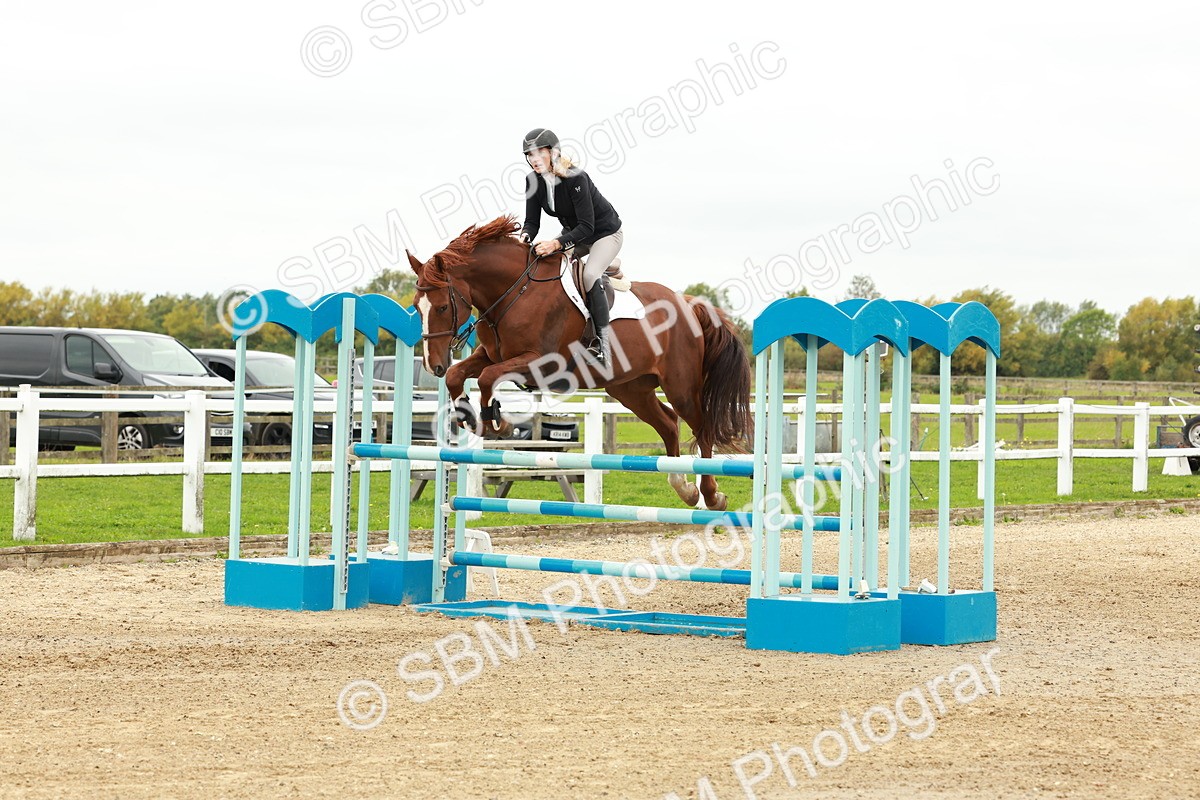 1I0A7662 - Class 4 - Senior Newcomers 1.10m