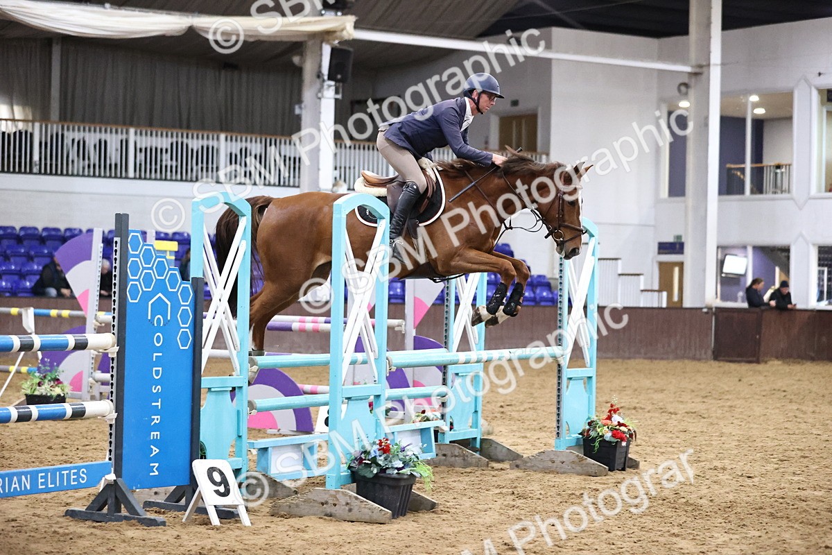 SBM_001991 - Class 4 - Senior Newcomers - 1.10m Open