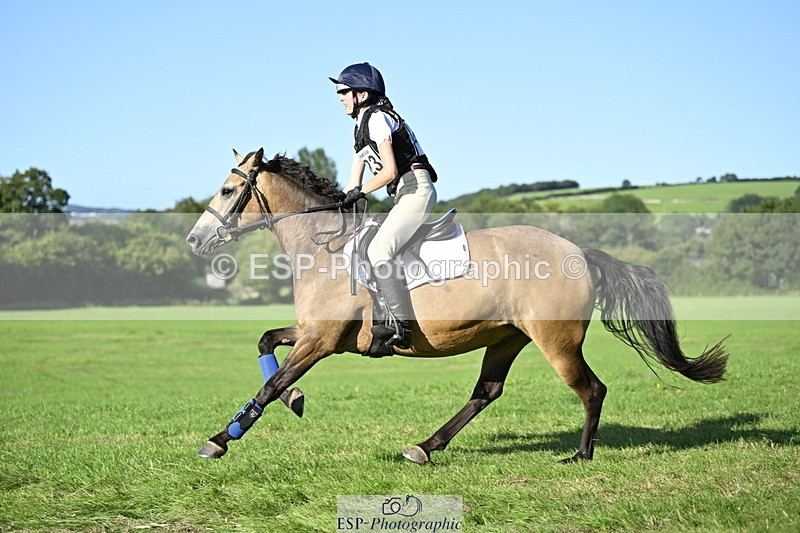 240811A-175229-07543 - 423-