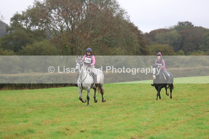 3E7A1617 - Class 3: 70cm Pairs: Half Roll Top