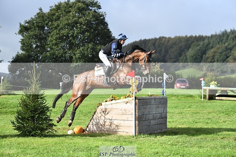 231020-111223-07093 - 036-DIAMANT.CRYSTAL.BLUE-Adam.Trew-XC