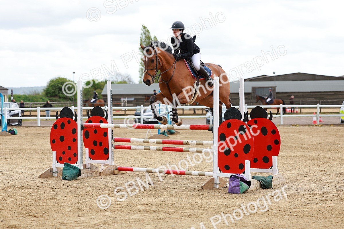 SBM_002295 - Class 10 - Senior Newcomers - 1.10m