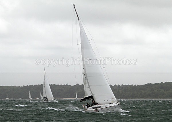 110622 CEST LA VIE FAIRVIEW MACCORMACK VENTURES IMG_3248 - 110622 FARM BUSINESS REGATTA