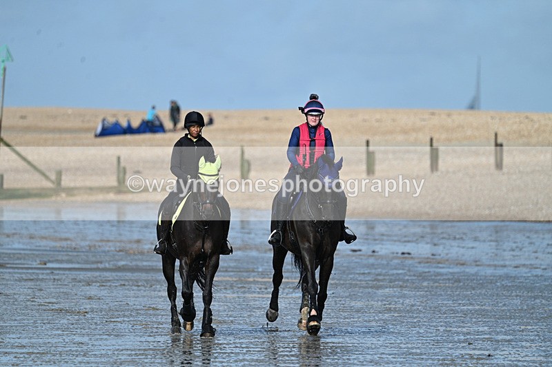 WJ7_4314 - Leigh Kelly & Jade Bennett 25-08-24