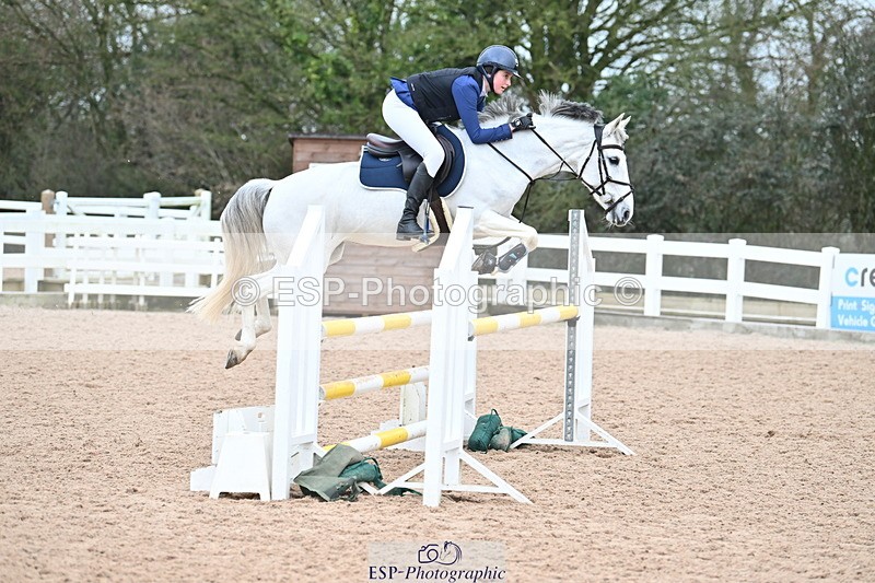 240128A-122419-00850 - Cls 4 Pony Newcomers and 1m Open